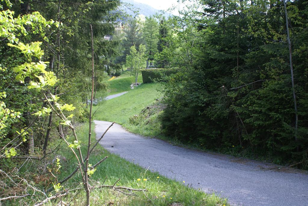 Appartamento Haus Im Turm Bad Kleinkirchheim Esterno foto