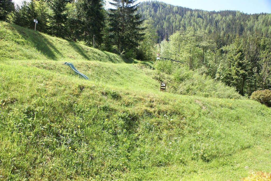 Appartamento Haus Im Turm Bad Kleinkirchheim Esterno foto